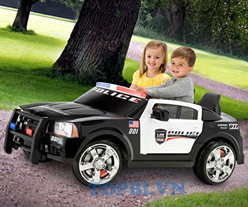 Trải nghiệm thú vị cùng mẫu xe oto điện cảnh sát cho bé
